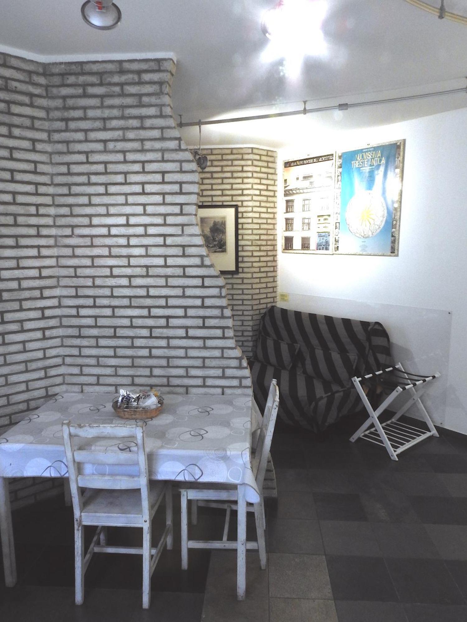 Dormire In Centro Trieste Studio Galleria 16 Extérieur photo